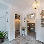 Casa Royale Terra *