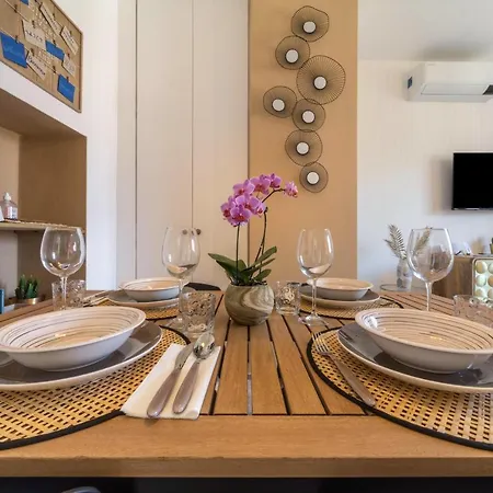 Apartment Casa Royale Terra