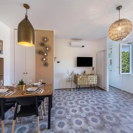 Casa Royale Terra Daire Lierna